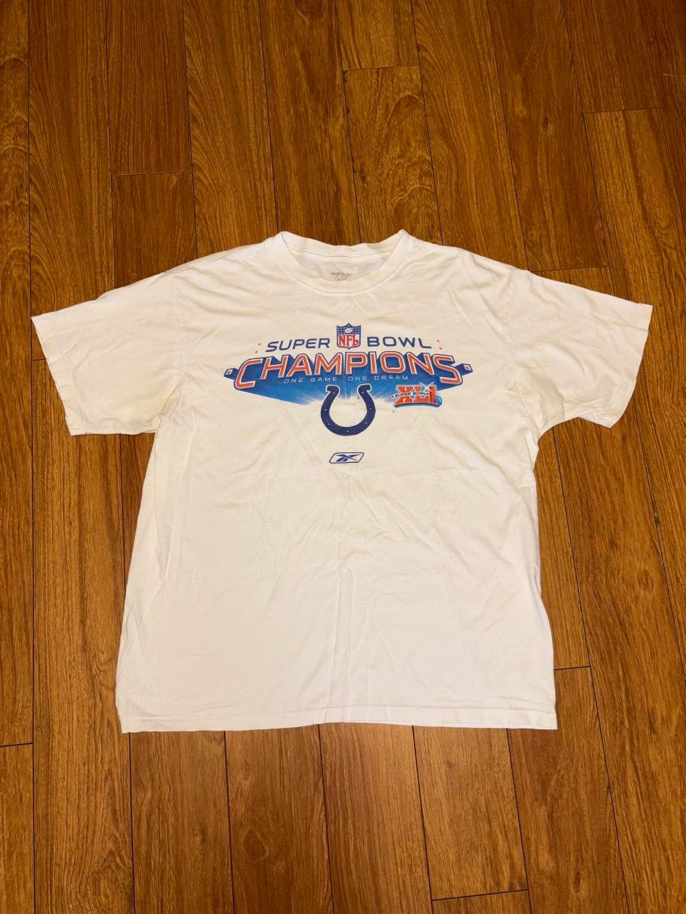 Y2K 2007 Reebok Indianapolis Colts Super Bowl Champions white t-shirt